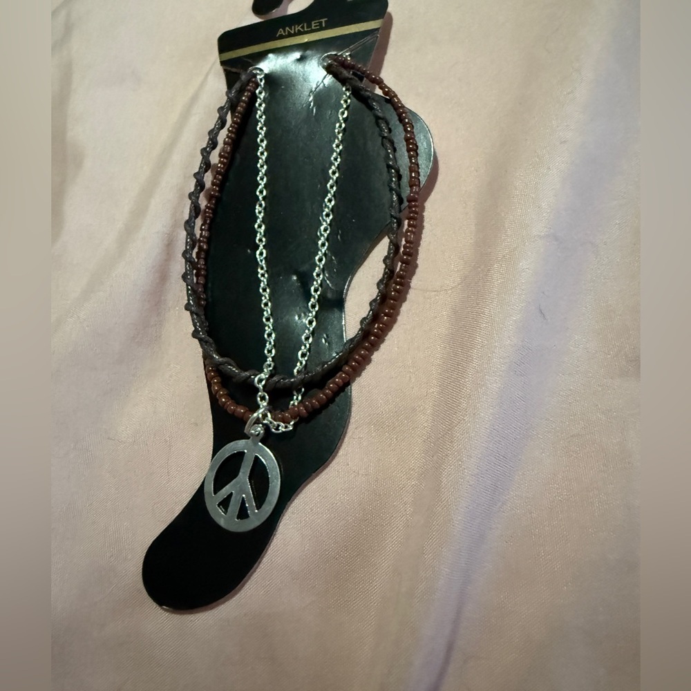 Brown and Silver Peace Sign Anklet NWT - Picture 3 of 5